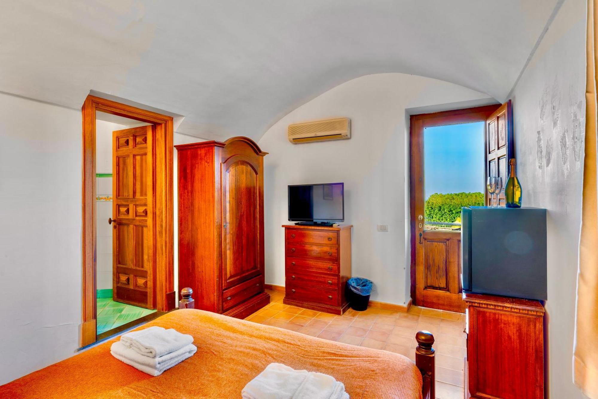 B&B Villa Della Porta, Amalfi Coast - Historical Heritage Vico Equense Exterior photo